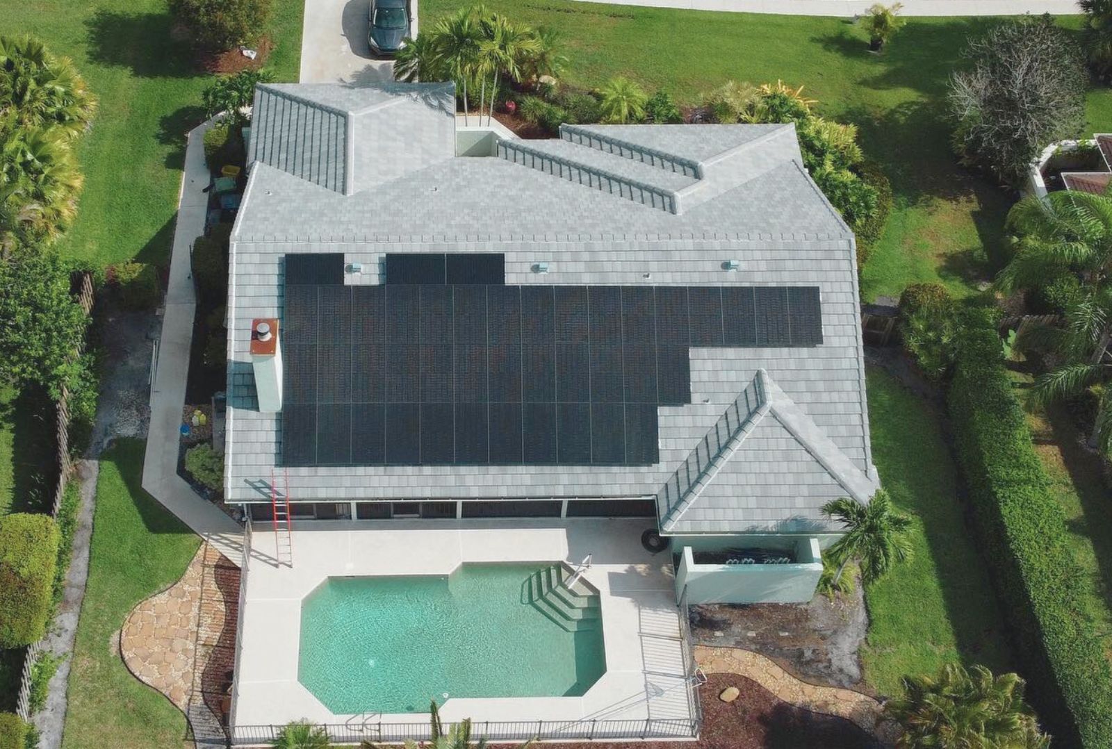 Home Solar Get the most efficient and reliable home solar panels in Florida.